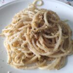 Pasta con sugo di pistacchi e agrumi